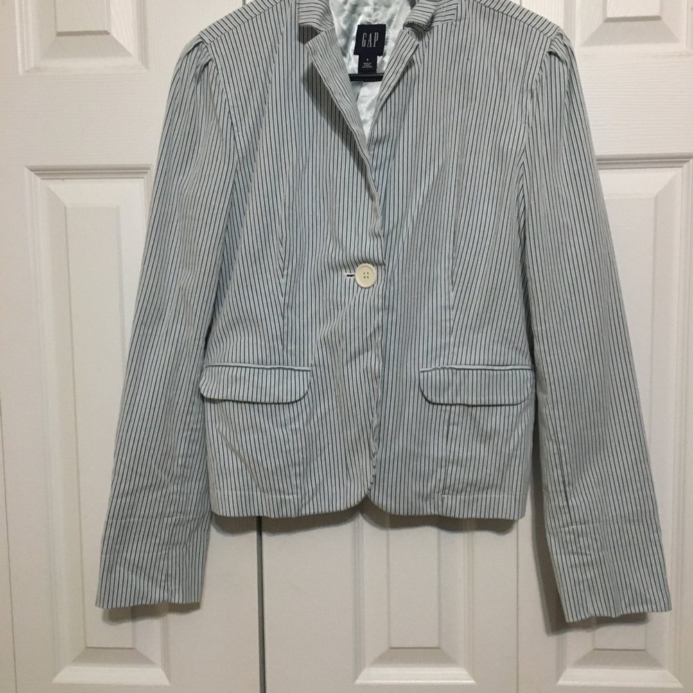 blue striped blazer.